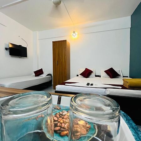 Priya Lodge Calicut Exterior foto