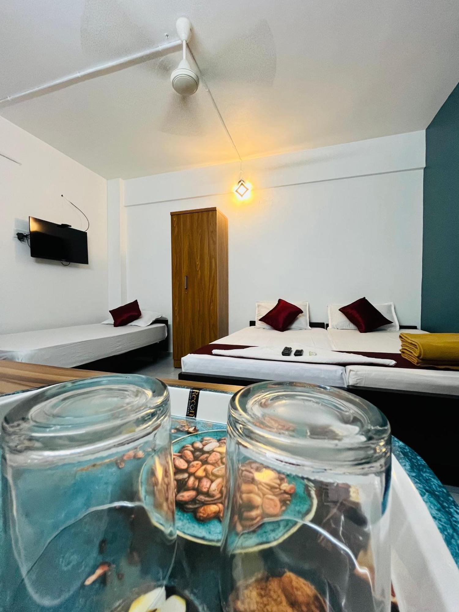 Priya Lodge Calicut Exterior foto