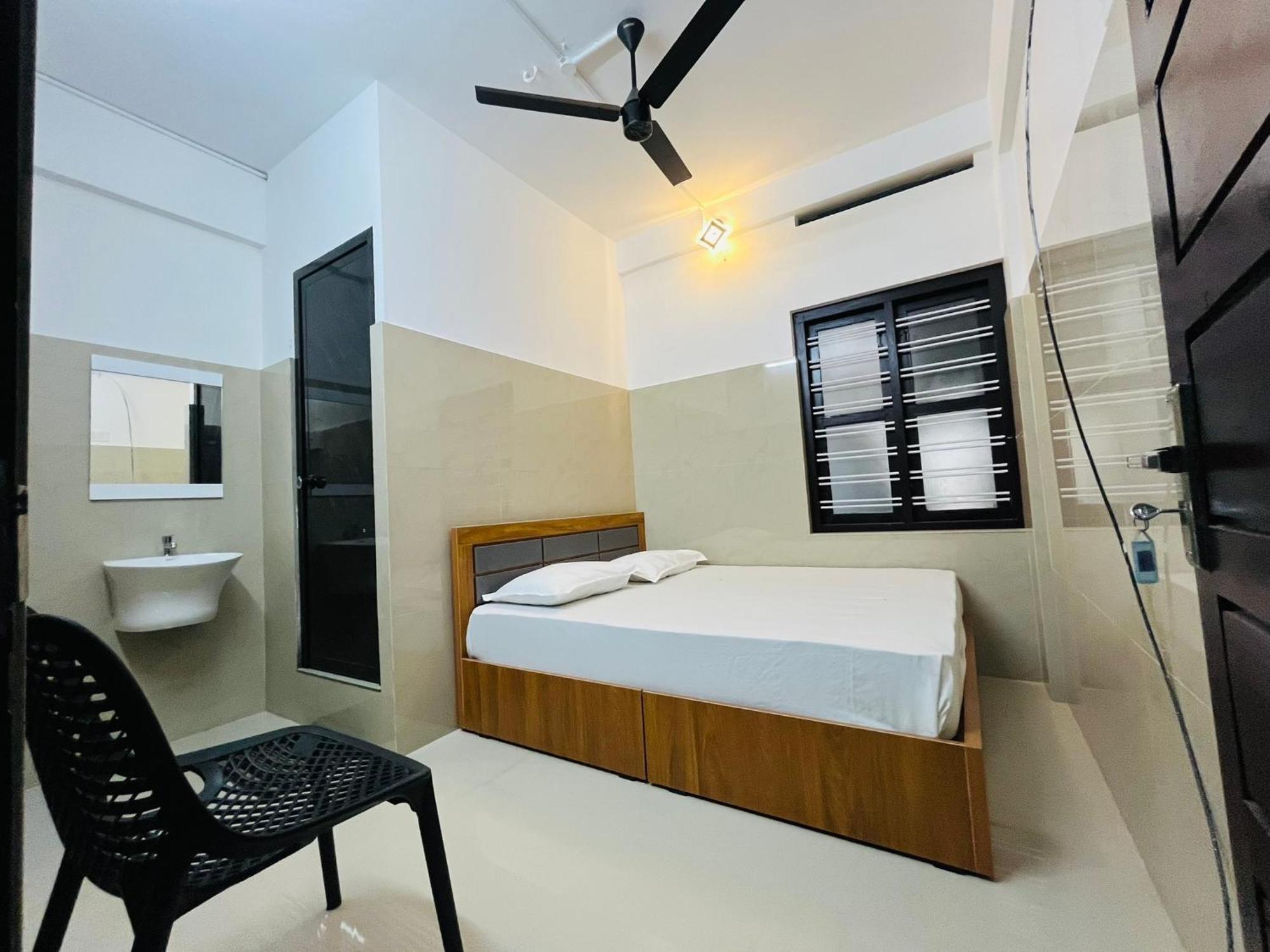 Priya Lodge Calicut Exterior foto