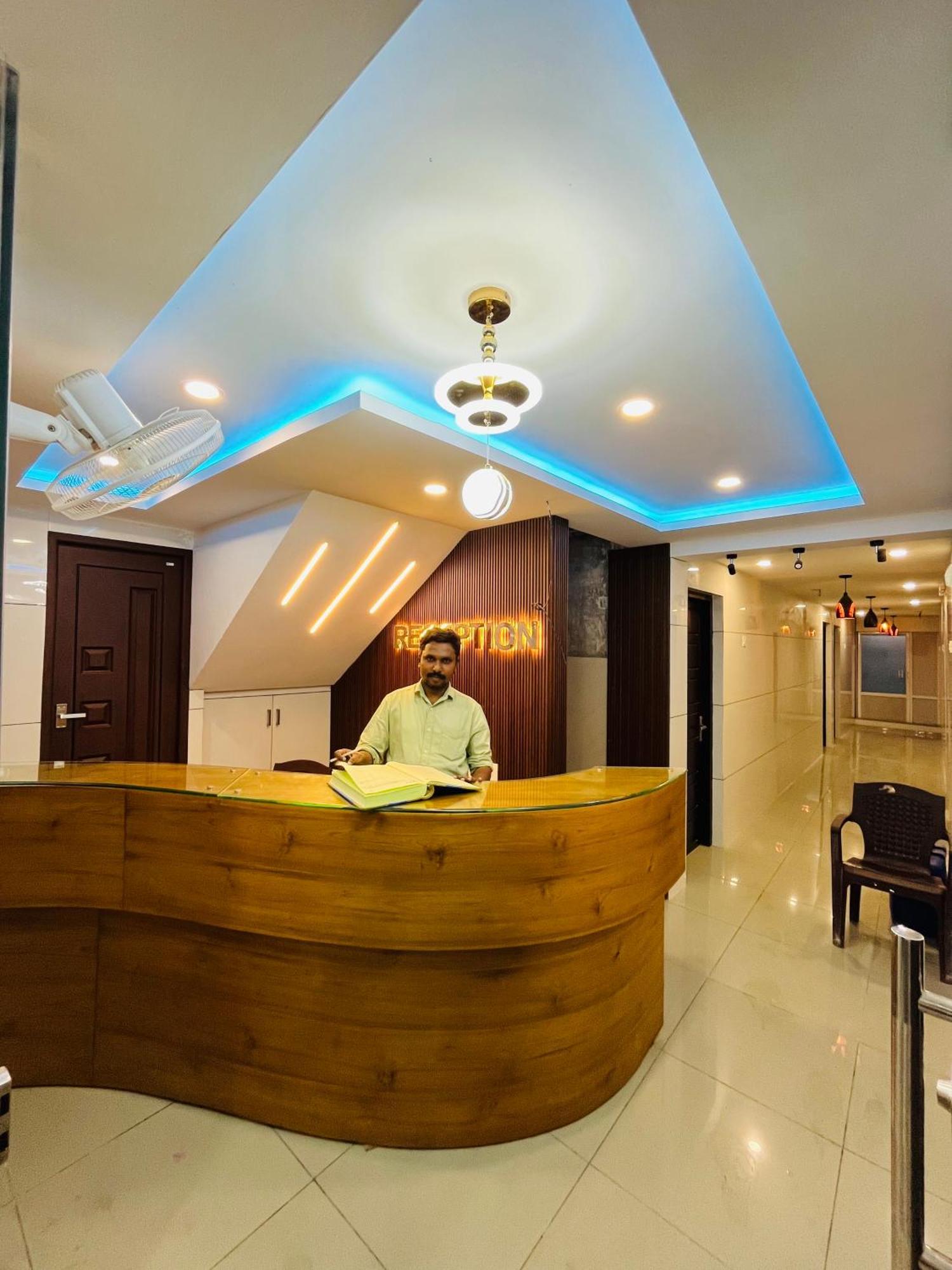 Priya Lodge Calicut Exterior foto